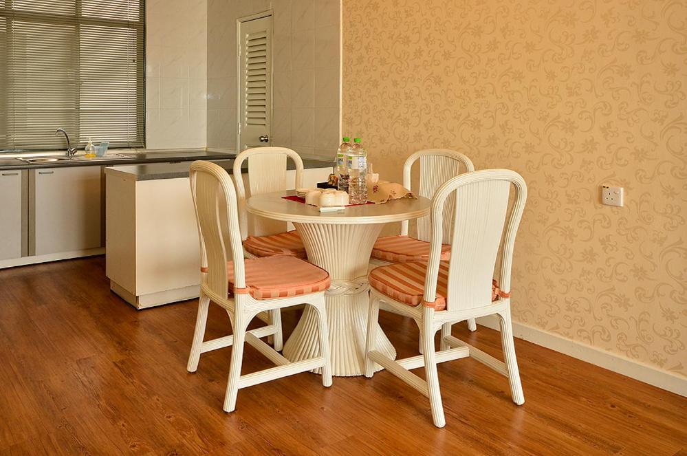 Jetty Suites Apartments Malacca Room photo