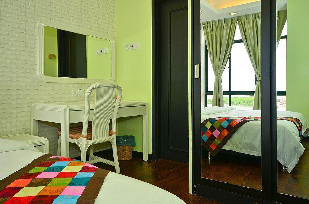 Jetty Suites Apartments Malacca Exterior photo