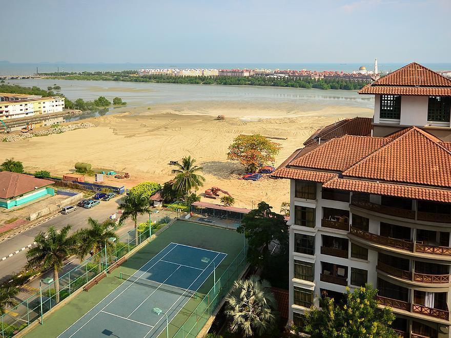 Jetty Suites Apartments Malacca Exterior photo